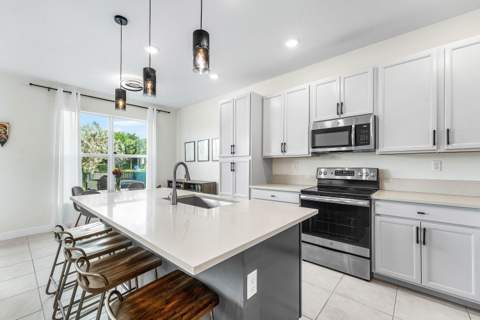4392 Veleiros Avenue, Deerfield Beach FL - photo 7 of 27