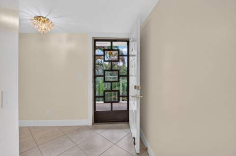 7290 Ashford Place #404, Delray Beach FL - photo 6 of 98