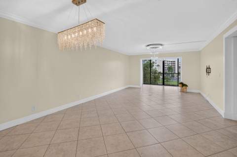 7290 Ashford Place #404, Delray Beach FL - photo 15 of 98