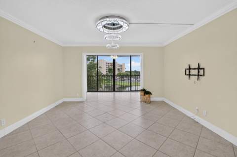 7290 Ashford Place #404, Delray Beach FL - photo 16 of 98