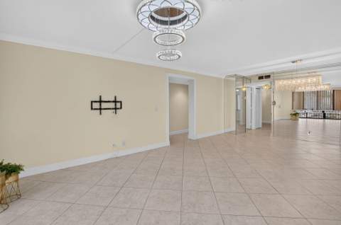7290 Ashford Place #404, Delray Beach FL - photo 19 of 98