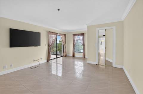 7290 Ashford Place #404, Delray Beach FL - photo 22 of 98