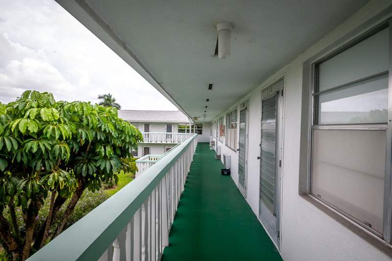 1 bedroom Condominium at 117 Kingswood F #117, Kingswood II Condos, West Palm Beach — photo 3