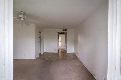 117 Kingswood F #117, West Palm Beach FL - photo 13 of 19