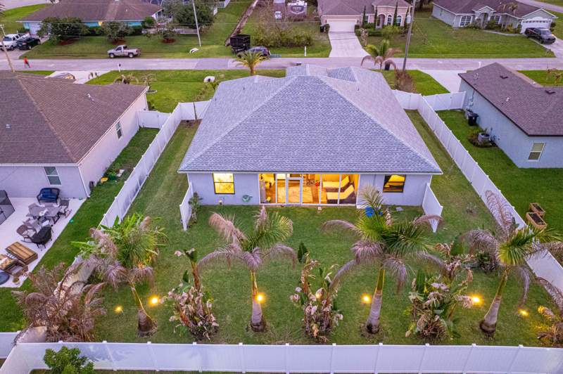 4 bedroom Single Family Residence at 5775 NW Cahaba Street, Port St Lucie Section 46 1st Replat, Port St. Lucie — photo 4