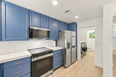 4102 Community Drive, Jupiter FL - photo 6 of 52