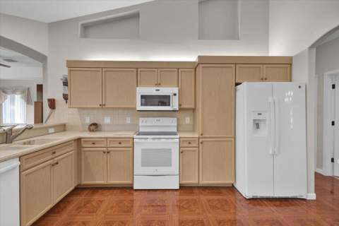 5347 NW Nassau Lane, Port St. Lucie FL - photo 12 of 64