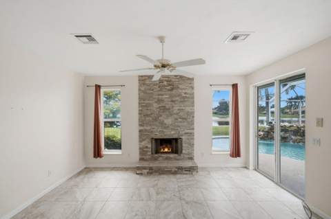 233 SW Fernleaf Trail, Port St. Lucie FL - photo 9 of 44