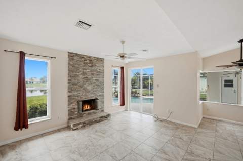 233 SW Fernleaf Trail, Port St. Lucie FL - photo 11 of 44