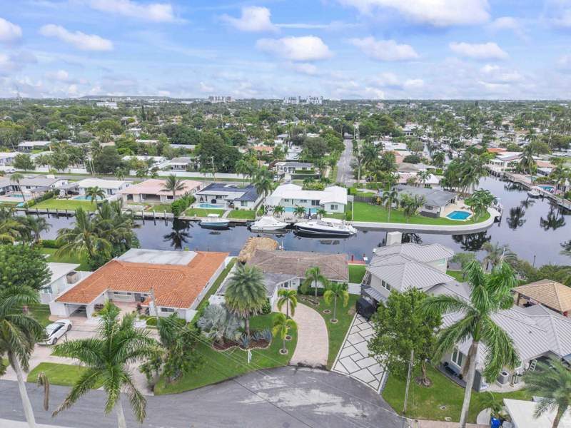 3 bedroom Single Family Residence at 361 SE 9th Court, Cypress Harbor 4th Sec, Pompano Beach — photo 2