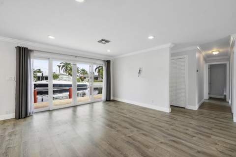 361 SE 9th Court, Pompano Beach FL - photo 12 of 46