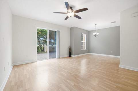 8706 Blaze Court, Davie FL - photo 9 of 36