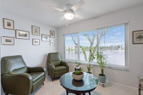 6096 Huntwick Terrace #206, Delray Beach FL - photo 15 of 46
