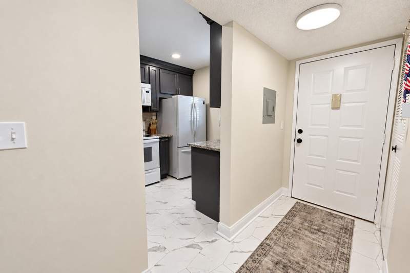 2 bedroom Condominium at 7094 Golf Colony Court #103, Lucerne Lakes Golf Colony, Lake Worth — photo 4