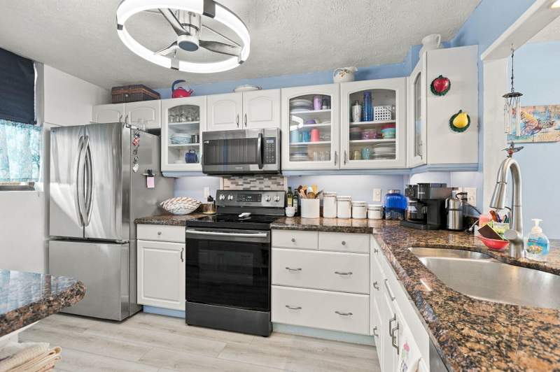 2 bedroom Condominium at 9940 S Ocean Drive #407, Oceana Oceanfront Condominium I, Jensen Beach — photo 4