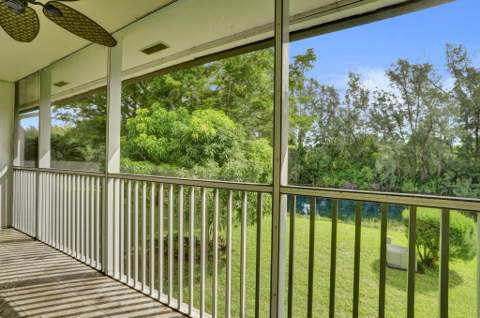 130 Lake Meryl Drive, West Palm Beach FL - photo 16 of 55