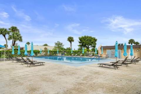 130 Lake Meryl Drive, West Palm Beach FL - photo 18 of 55