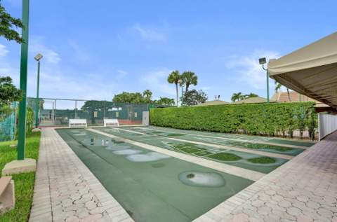 130 Lake Meryl Drive, West Palm Beach FL - photo 20 of 55