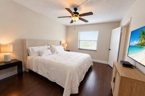 7094 Golf Colony Court #103, Lake Worth FL - photo 9 of 33