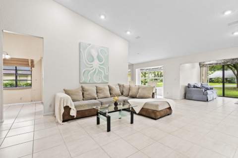 2588 Blue Sage Avenue, Coconut Creek FL - photo 9 of 48