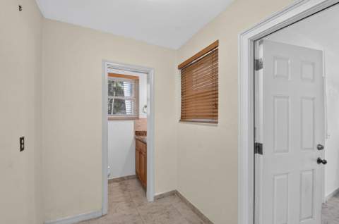 8 Bell Lane, West Palm Beach FL - photo 22 of 70