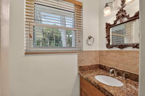 8 Bell Lane, West Palm Beach FL - photo 23 of 70