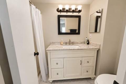 7094 Golf Colony Court #103, Lake Worth FL - photo 12 of 33