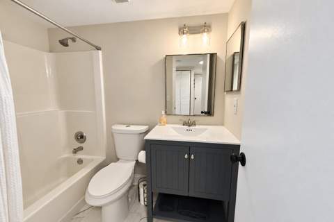 7094 Golf Colony Court #103, Lake Worth FL - photo 14 of 33