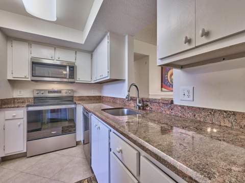 9 Willowbrook Lane #107, Delray Beach FL - photo 15 of 52