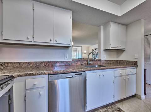9 Willowbrook Lane #107, Delray Beach FL - photo 16 of 52