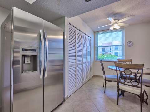 9 Willowbrook Lane #107, Delray Beach FL - photo 18 of 52