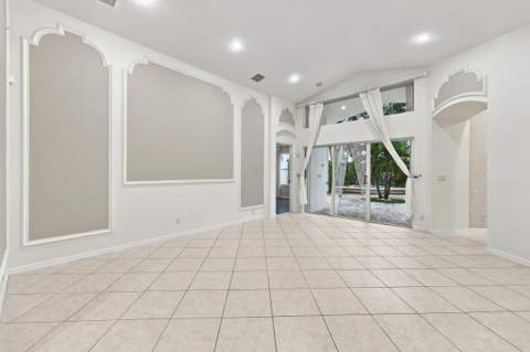 9576 Taormina Street, Lake Worth FL - photo 7 of 88