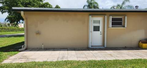 1042 North Drive #D, Delray Beach FL - photo 14 of 18