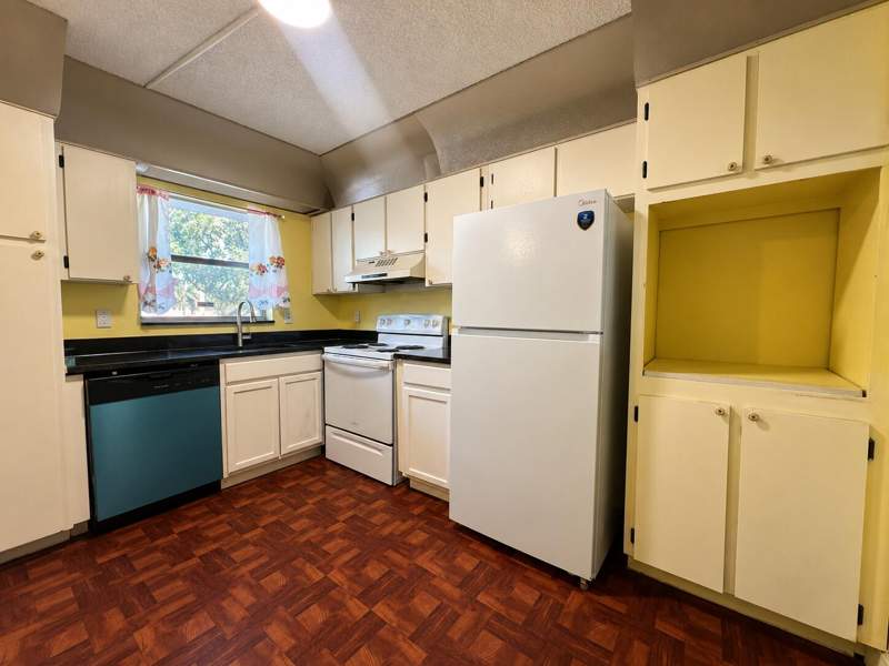 2 bedroom Condominium at 613 S State Road 7 #2F, Applegreen Condo Apts 3, Margate — photo 3