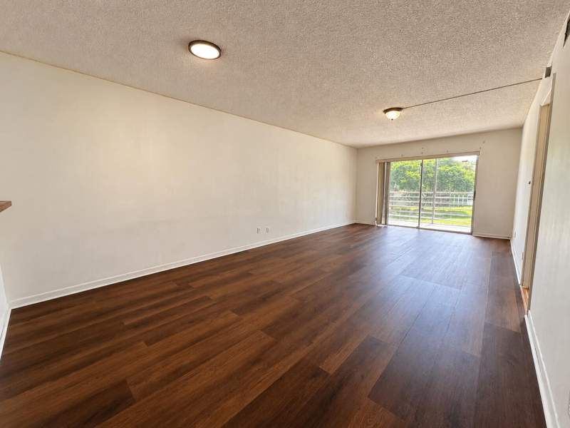 2 bedroom Condominium at 613 S State Road 7 #2F, Applegreen Condo Apts 3, Margate — photo 5