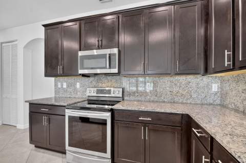 8872 Sandy Creek Way, Lake Worth FL - photo 19 of 99