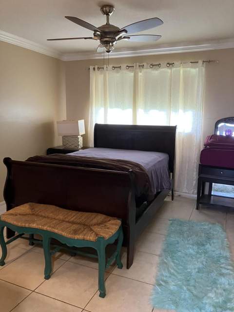 2751 Ashley Drive #G, West Palm Beach FL - photo 10 of 32