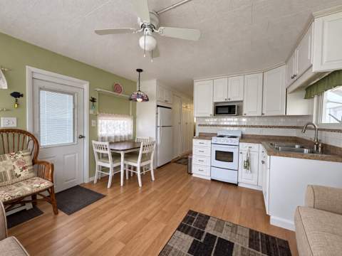 15 Hibiscus Drive #H, Briny Breezes FL - photo 8 of 15