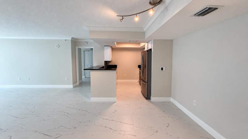 2 bedroom Condominium at 99 SE Mizner Boulevard #233, Palmetto Place Condo, Boca Raton — photo 5