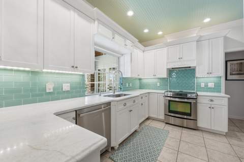 12886 La Rochelle Circle, Palm Beach Gardens FL - photo 14 of 106