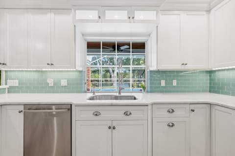 12886 La Rochelle Circle, Palm Beach Gardens FL - photo 19 of 106