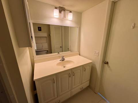 9660 Sunrise Lakes Boulevard #202, Sunrise FL - photo 19 of 32