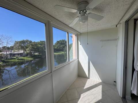 9660 Sunrise Lakes Boulevard #202, Sunrise FL - photo 10 of 32
