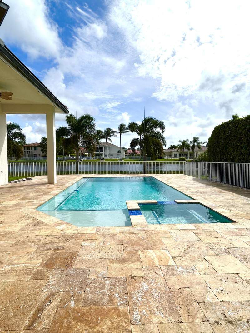 5 bedroom Single Family Residence at 11618 Manatee Bay Lane, Isles At Wellington 4, Wellington — photo 2