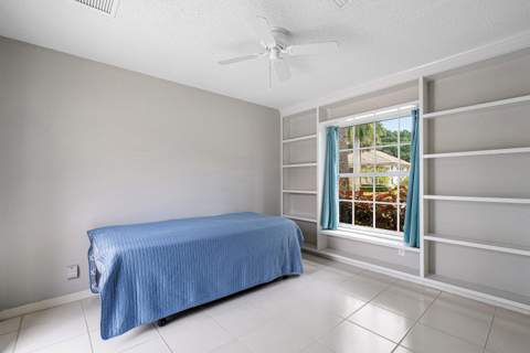 10599 St Thomas Drive, Boca Raton FL - photo 17 of 65