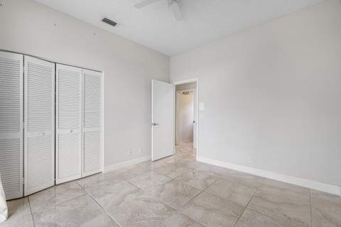 10599 St Thomas Drive, Boca Raton FL - photo 18 of 65