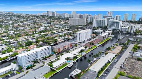 2824 NE 33rd Court #8, Fort Lauderdale FL - photo 8 of 32