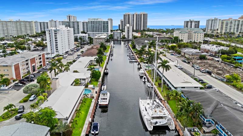 2 bedroom Condominium at 2824 NE 33rd Court #8, Oakland Arms Condo, Fort Lauderdale — photo 3