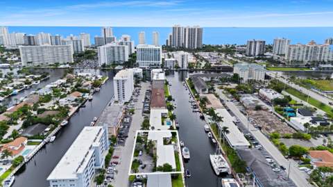 2824 NE 33rd Court #8, Fort Lauderdale FL - photo 10 of 32