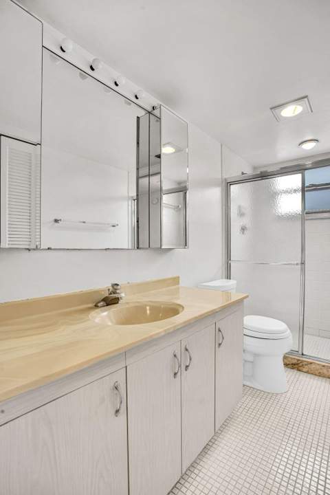 3002 Portofino Isle #M3, Coconut Creek FL - photo 16 of 33
